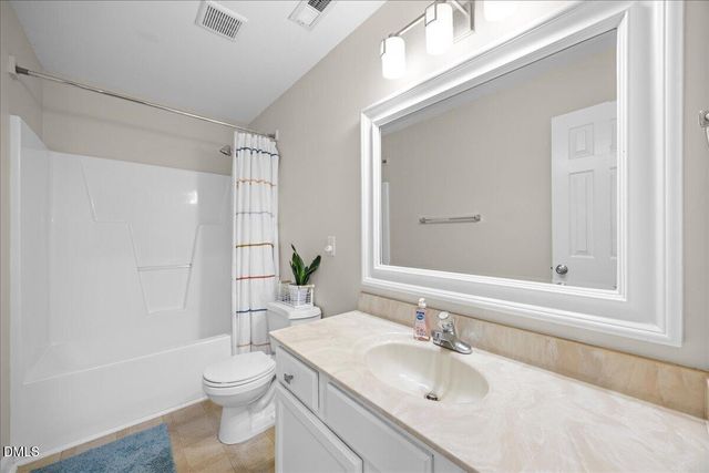 2206 King Malcolm Lane, Zebulon, NC 27597