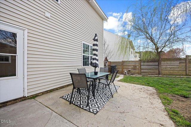 2206 King Malcolm Lane, Zebulon, NC 27597