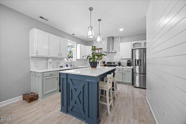 2206 King Malcolm Lane, Zebulon, NC 27597