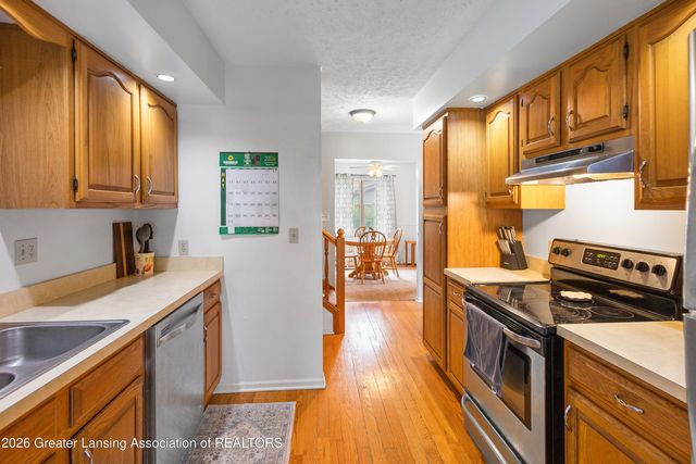 1222 W Herbison Road, Dewitt, MI 48820