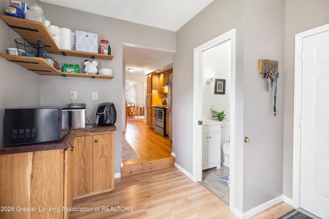 1222 W Herbison Road, Dewitt, MI 48820