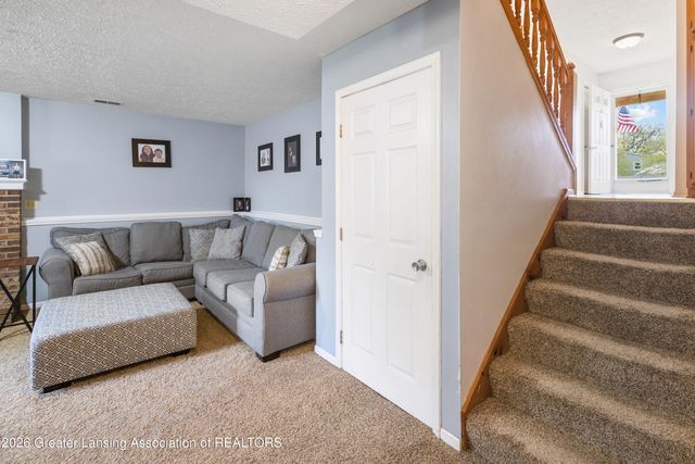 1222 W Herbison Road, Dewitt, MI 48820