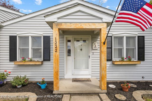 1222 W Herbison Road, Dewitt, MI 48820