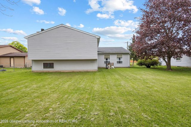 1222 W Herbison Road, Dewitt, MI 48820