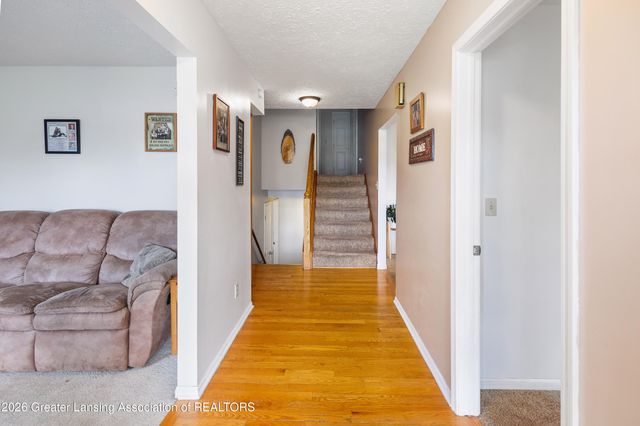 1222 W Herbison Road, Dewitt, MI 48820