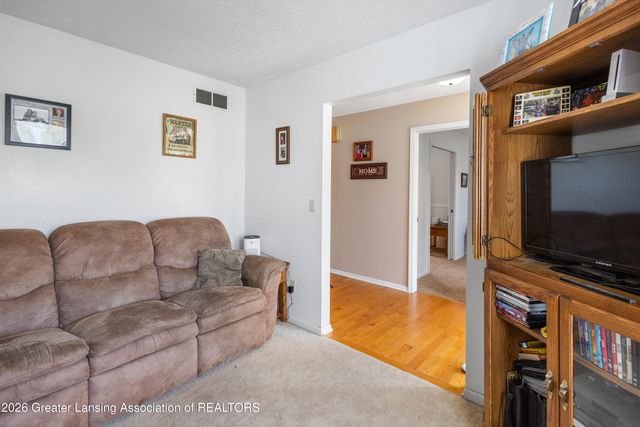 1222 W Herbison Road, Dewitt, MI 48820