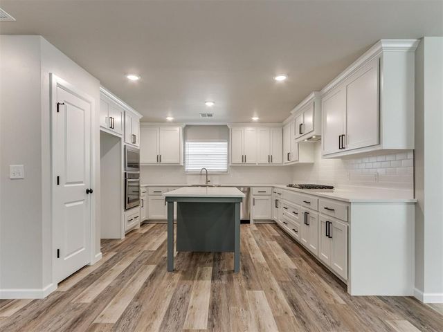 2324 Parkland Way, Norman, OK 73069