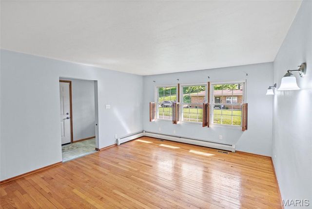 906 Hadley Street, Collinsville, IL 62234