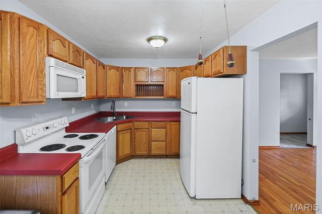 906 Hadley Street, Collinsville, IL 62234