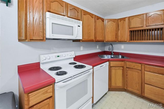 906 Hadley Street, Collinsville, IL 62234