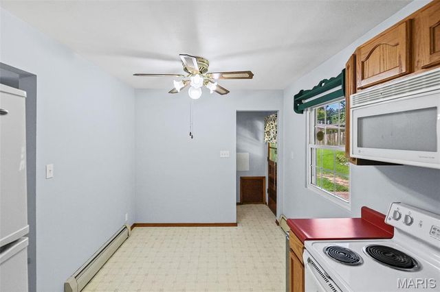 906 Hadley Street, Collinsville, IL 62234