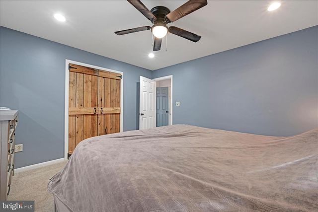 193 W MAIN ST, Fredericksburg, PA 17026