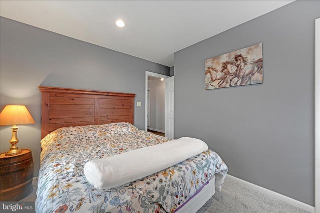 193 W MAIN ST, Fredericksburg, PA 17026