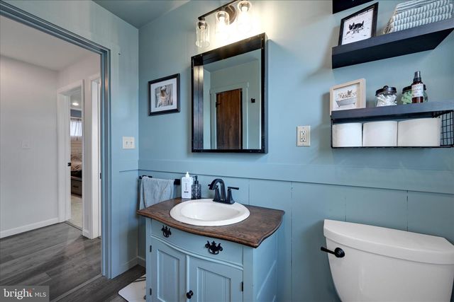 193 W MAIN ST, Fredericksburg, PA 17026