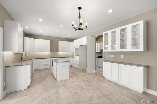 29697 Red Fox Lane, Chesterfield, MI 48047