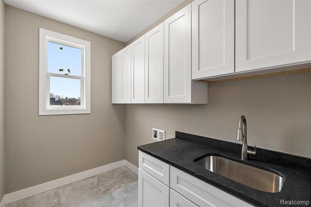 29697 Red Fox Lane, Chesterfield, MI 48047