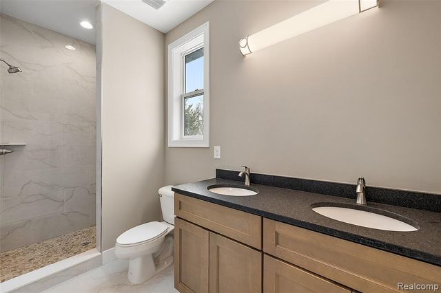 29697 Red Fox Lane, Chesterfield, MI 48047