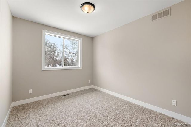 29697 Red Fox Lane, Chesterfield, MI 48047