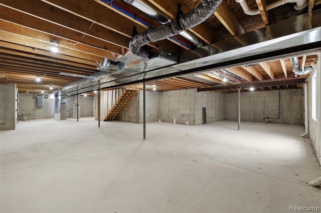 29697 Red Fox Lane, Chesterfield, MI 48047