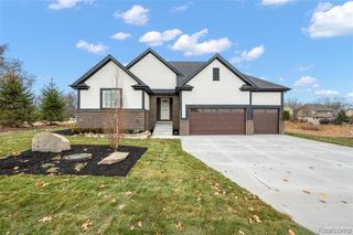 29697 Red Fox Lane, Chesterfield, MI 48047