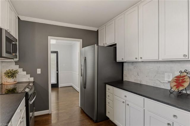 4005 Walker Avenue, Greensboro, NC 27403