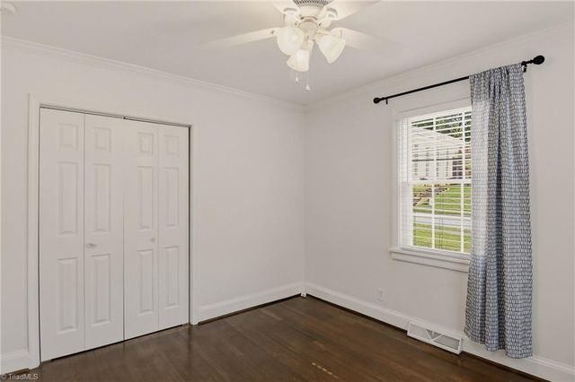 4005 Walker Avenue, Greensboro, NC 27403