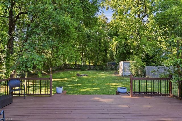 4005 Walker Avenue, Greensboro, NC 27403