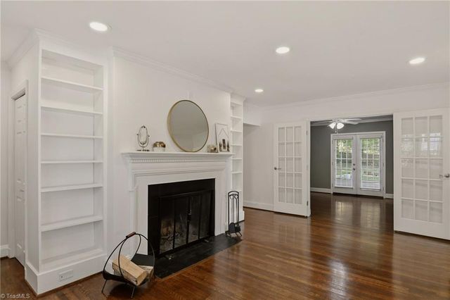 4005 Walker Avenue, Greensboro, NC 27403