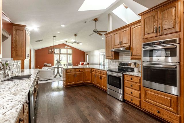 9402 W Douglas, Wichita, KS 67212