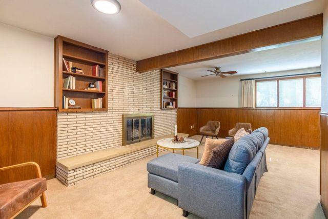 9402 W Douglas, Wichita, KS 67212