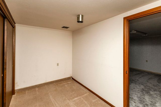 9402 W Douglas, Wichita, KS 67212