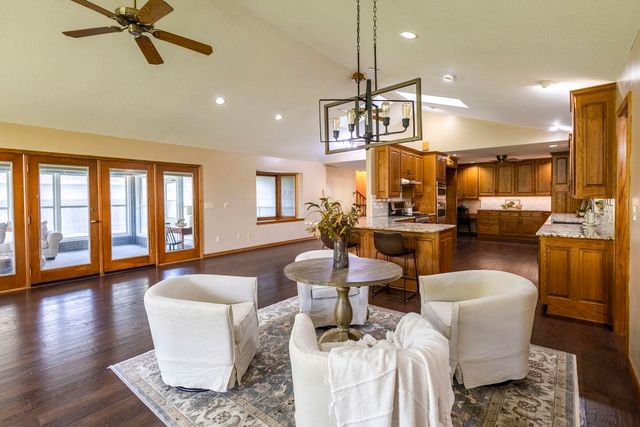 9402 W Douglas, Wichita, KS 67212