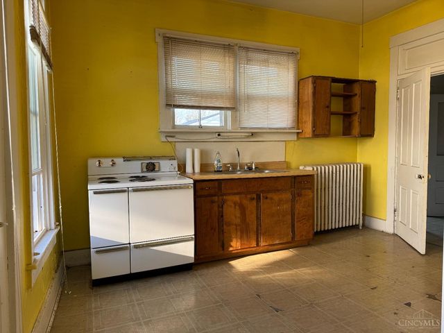 405 W Main Street, Blanchester, OH 45107