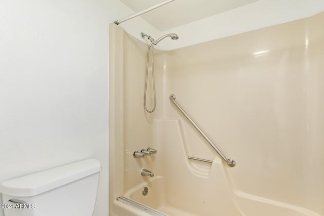 3033 E DEVONSHIRE Avenue 2036, Phoenix, AZ 85016