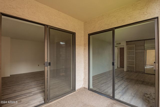 3033 E DEVONSHIRE Avenue 2036, Phoenix, AZ 85016