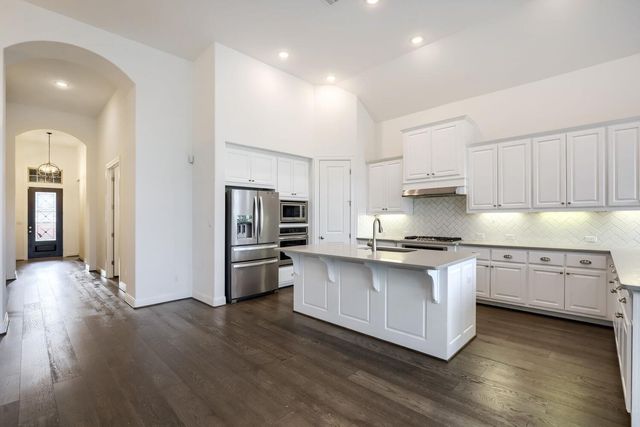 313 Pendent DR, Liberty Hill, TX 78642