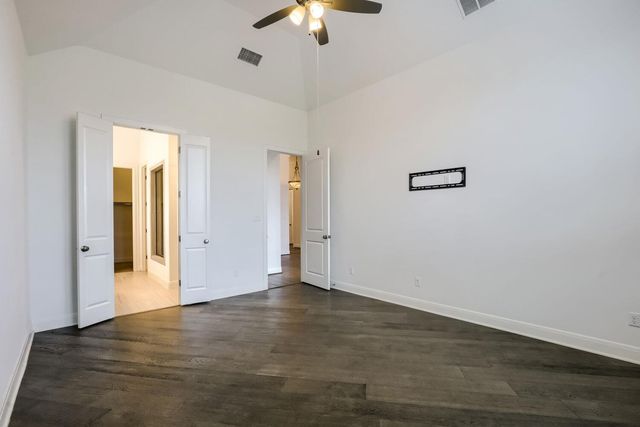313 Pendent DR, Liberty Hill, TX 78642