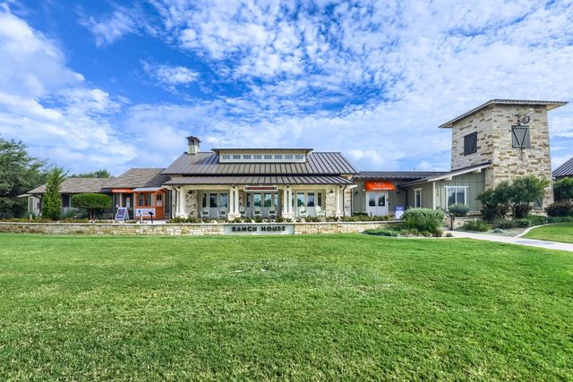 313 Pendent DR, Liberty Hill, TX 78642