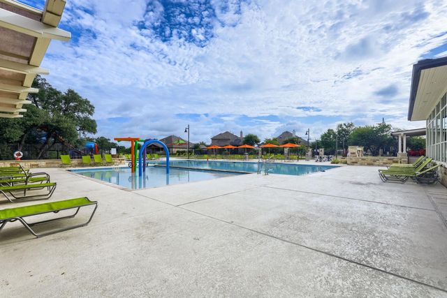 313 Pendent DR, Liberty Hill, TX 78642