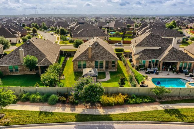 313 Pendent DR, Liberty Hill, TX 78642