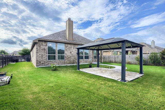 313 Pendent DR, Liberty Hill, TX 78642