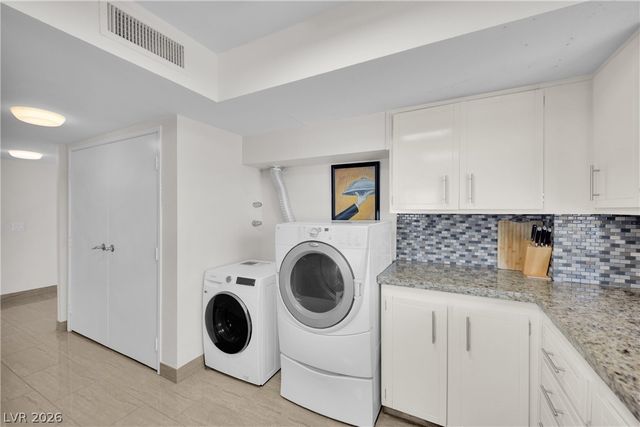 205 East Harmon Avenue 710, Las Vegas, NV 89169