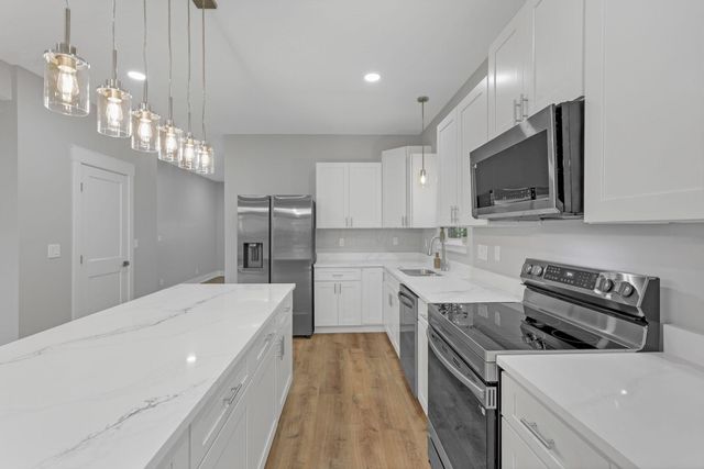 13098 Laurel Road NE, Thornville, OH 43076