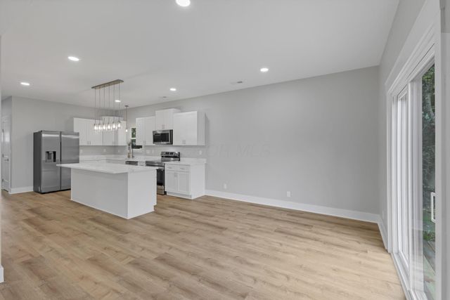 13098 Laurel Road NE, Thornville, OH 43076