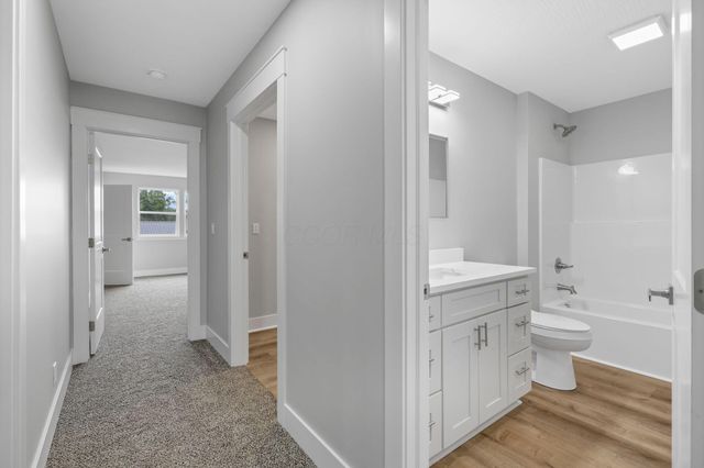 13098 Laurel Road NE, Thornville, OH 43076