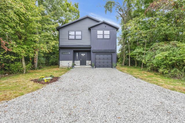 13098 Laurel Road NE, Thornville, OH 43076