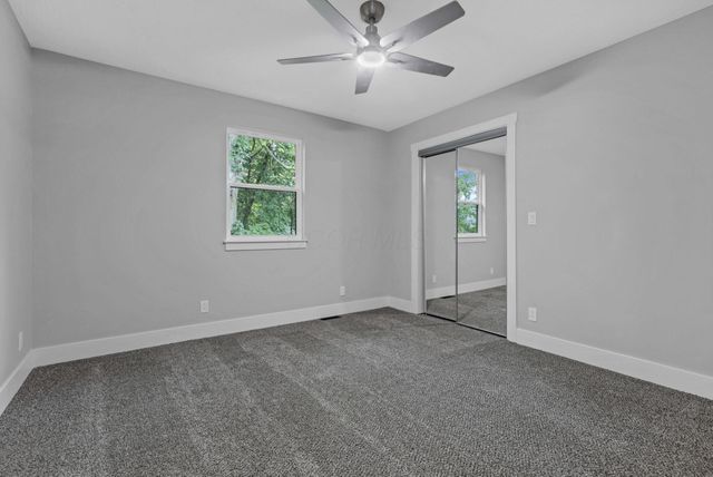 13098 Laurel Road NE, Thornville, OH 43076