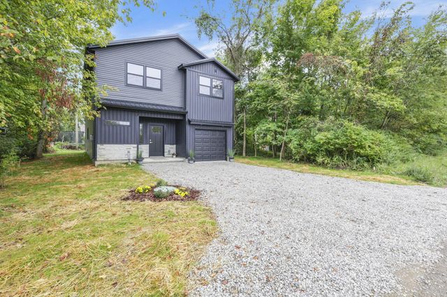 13098 Laurel Road NE, Thornville, OH 43076