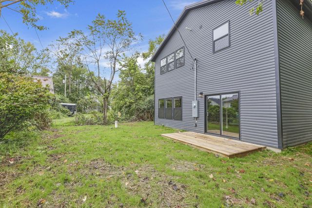 13098 Laurel Road NE, Thornville, OH 43076