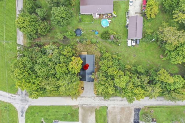 13098 Laurel Road NE, Thornville, OH 43076